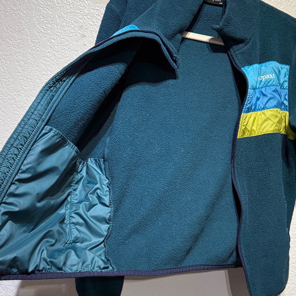 Cotopaxi Women's Teal Jacket with Blue and Yellow Stripes - Picture 6 of 7